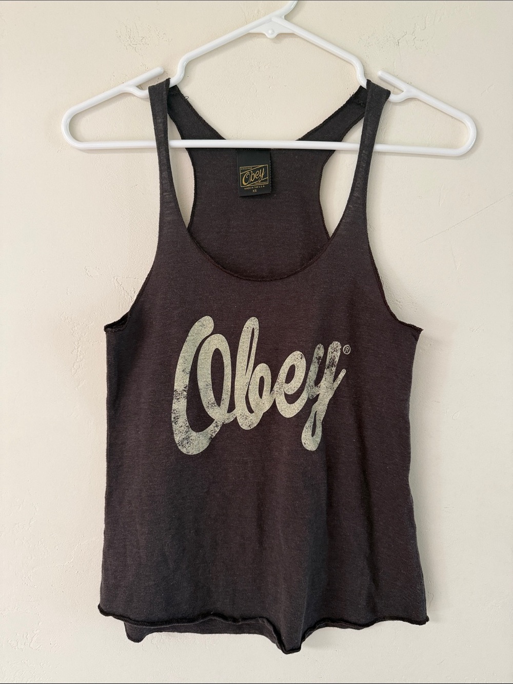Obey grey tank with distressed Logo XS